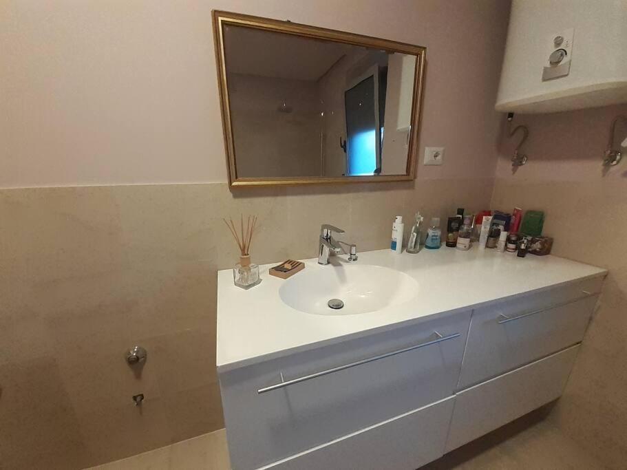 Lake View Apartment Tirana Zewnętrze zdjęcie