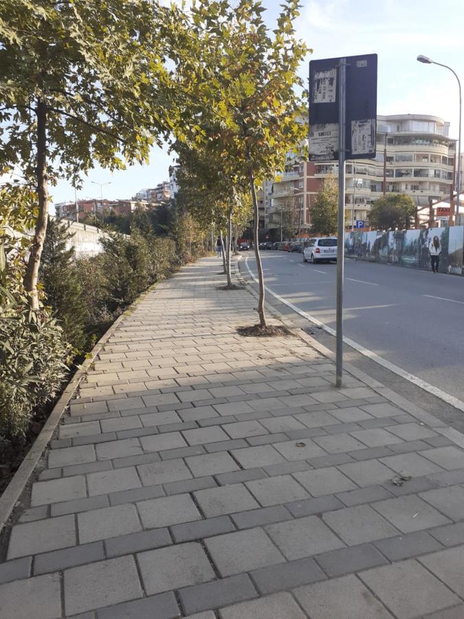 Lake View Apartment Tirana Zewnętrze zdjęcie